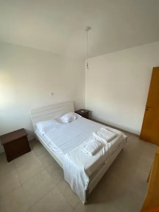 Marios & Chris Construction 71 Apartment Larnaca 0*,